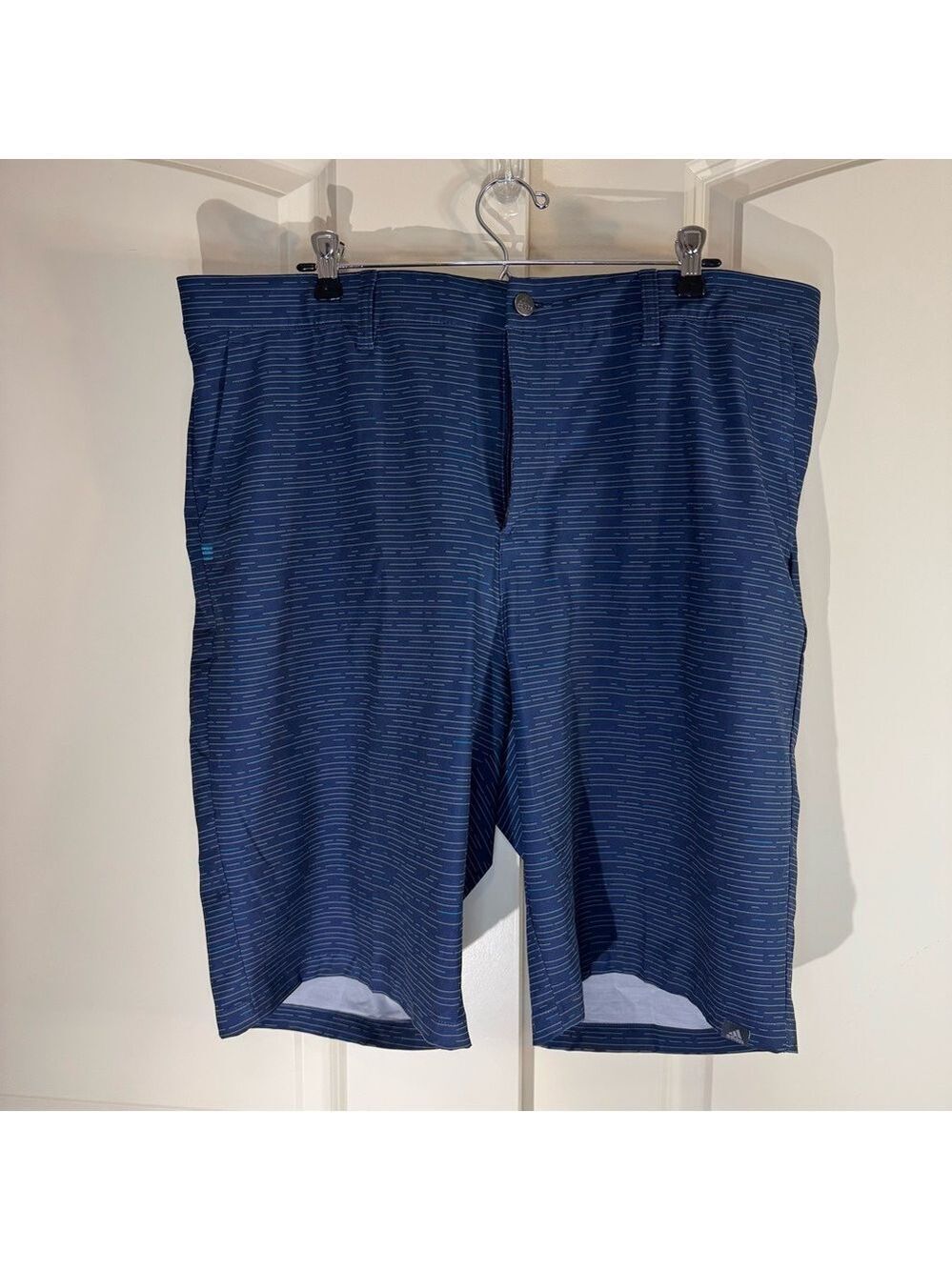 Adidas Ultimate 365 Print Men's Golf Shorts in blue with a striped pattern 38